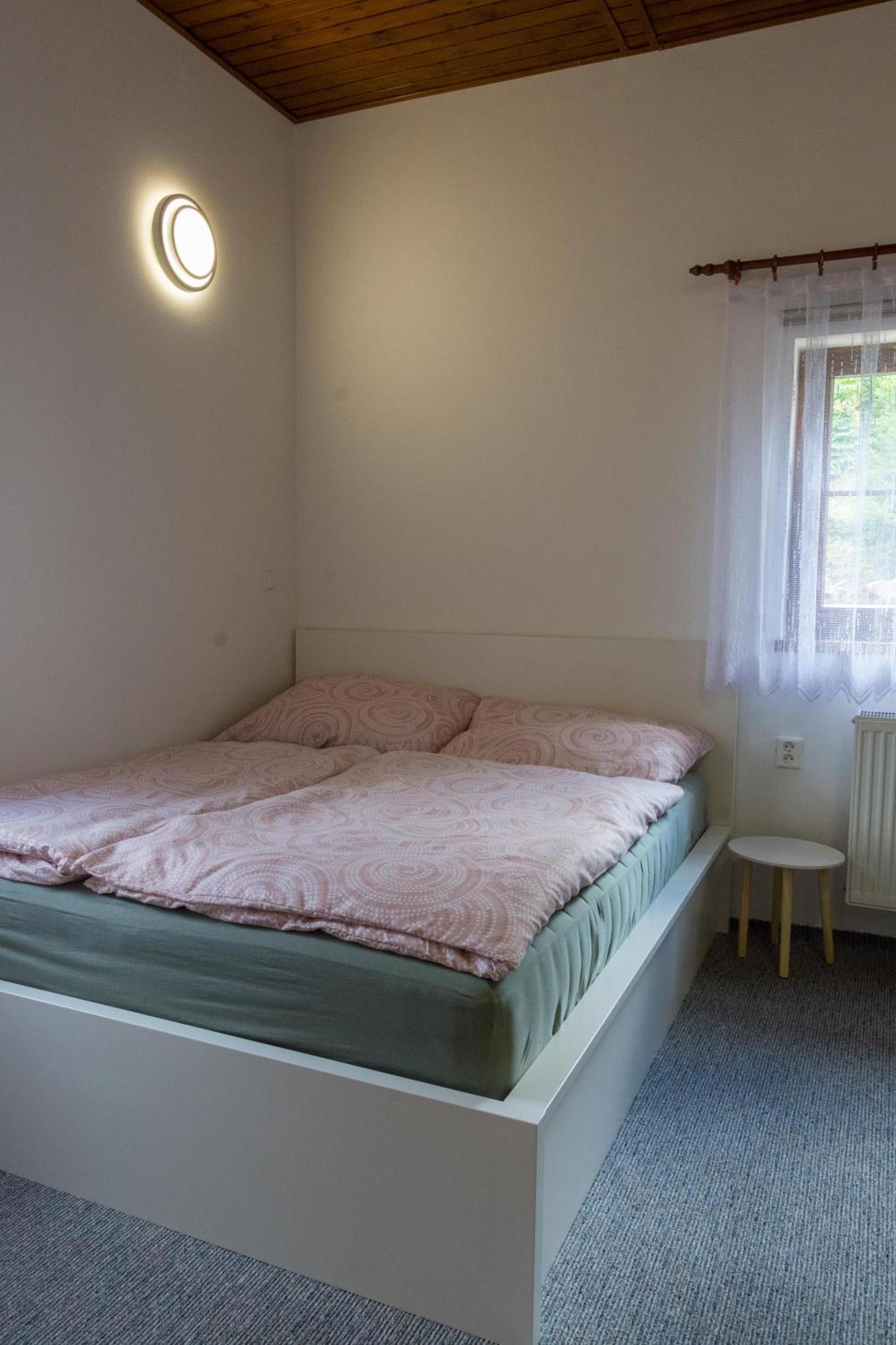 U Pivonek Apartment